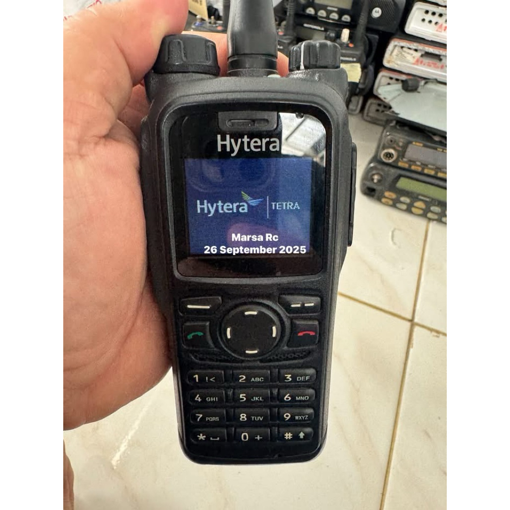 RADIO HT HYTERA PT580 PLUS F3 380 - 430 MHZ NORMAL TANPA CHARGER
