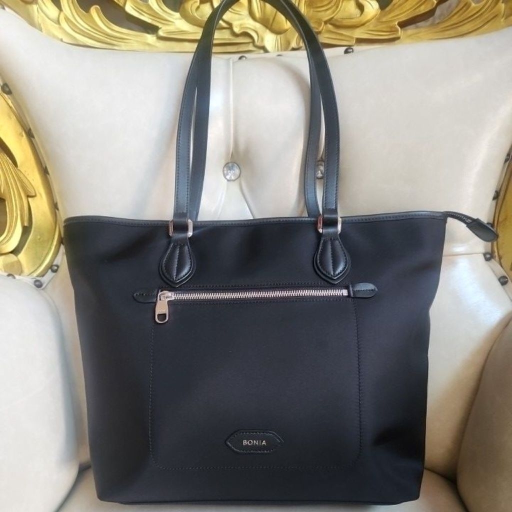 Tas Bonia tote bekas pemakaian preloved