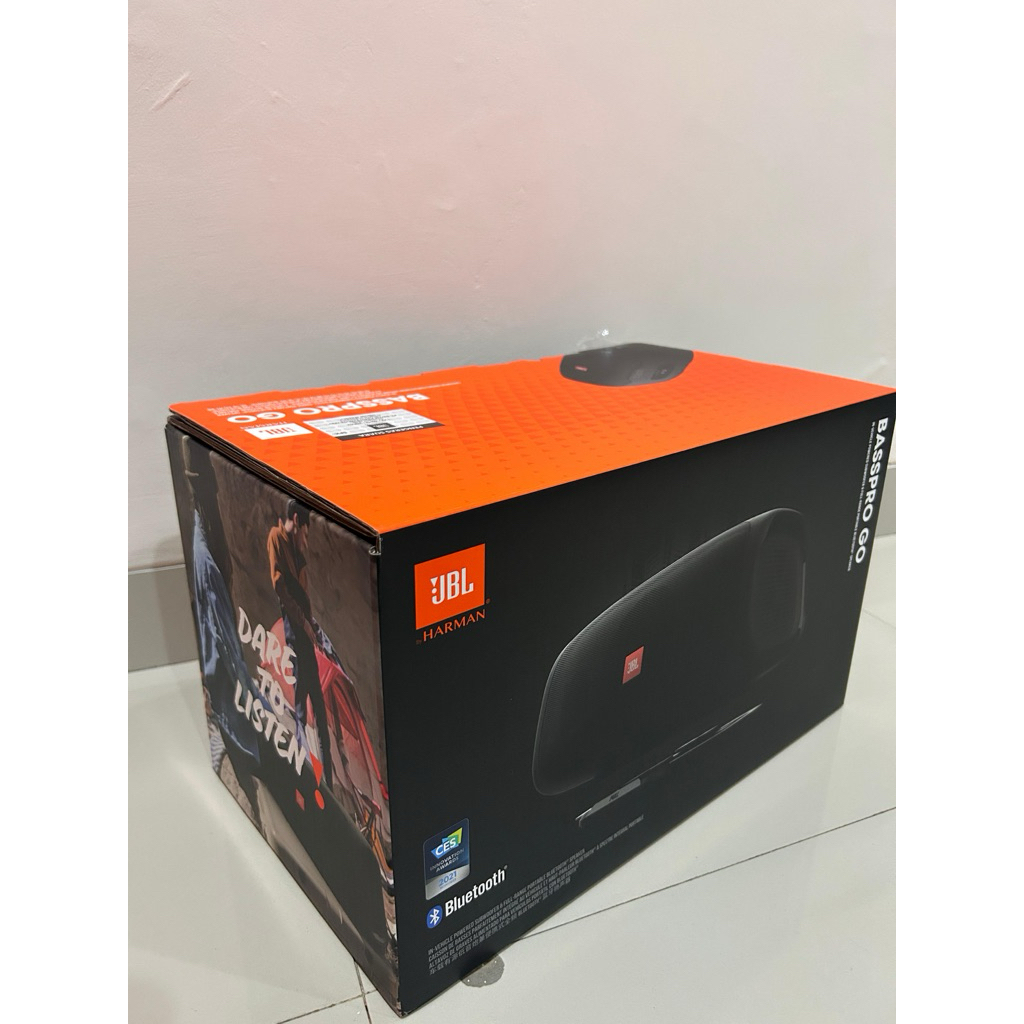JBL BassPro Go Portable Active Subwoofer & Bluetooth Speaker Mobil