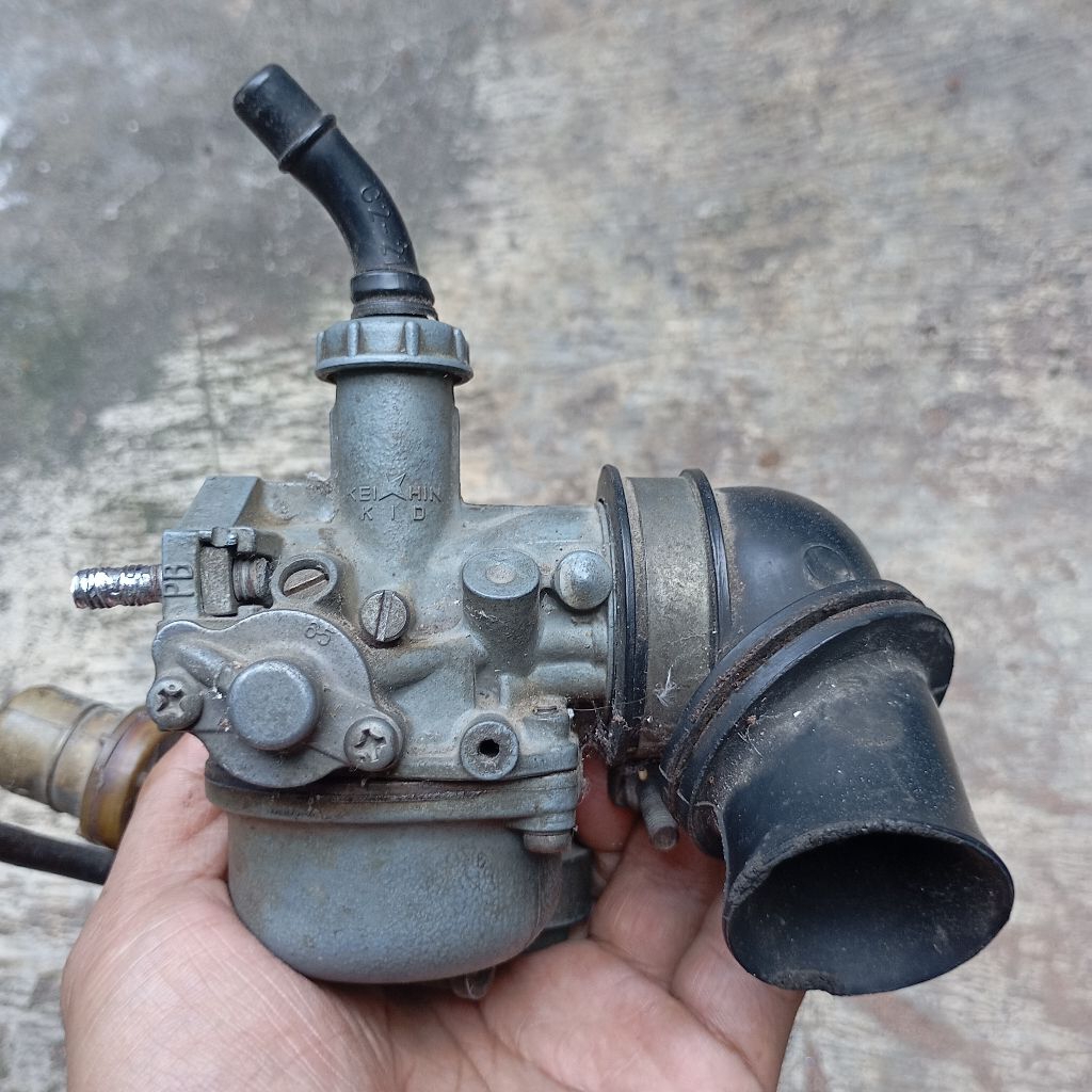 Karbu Revo lama ori copotan karburator Revo lama ori copotan