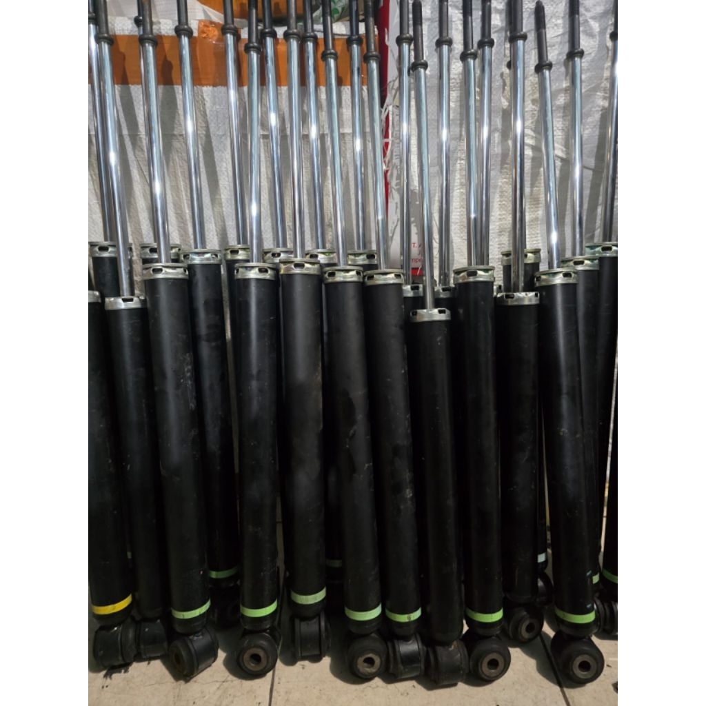 shock breaker belakang toyota all new avanza raize ori copotan