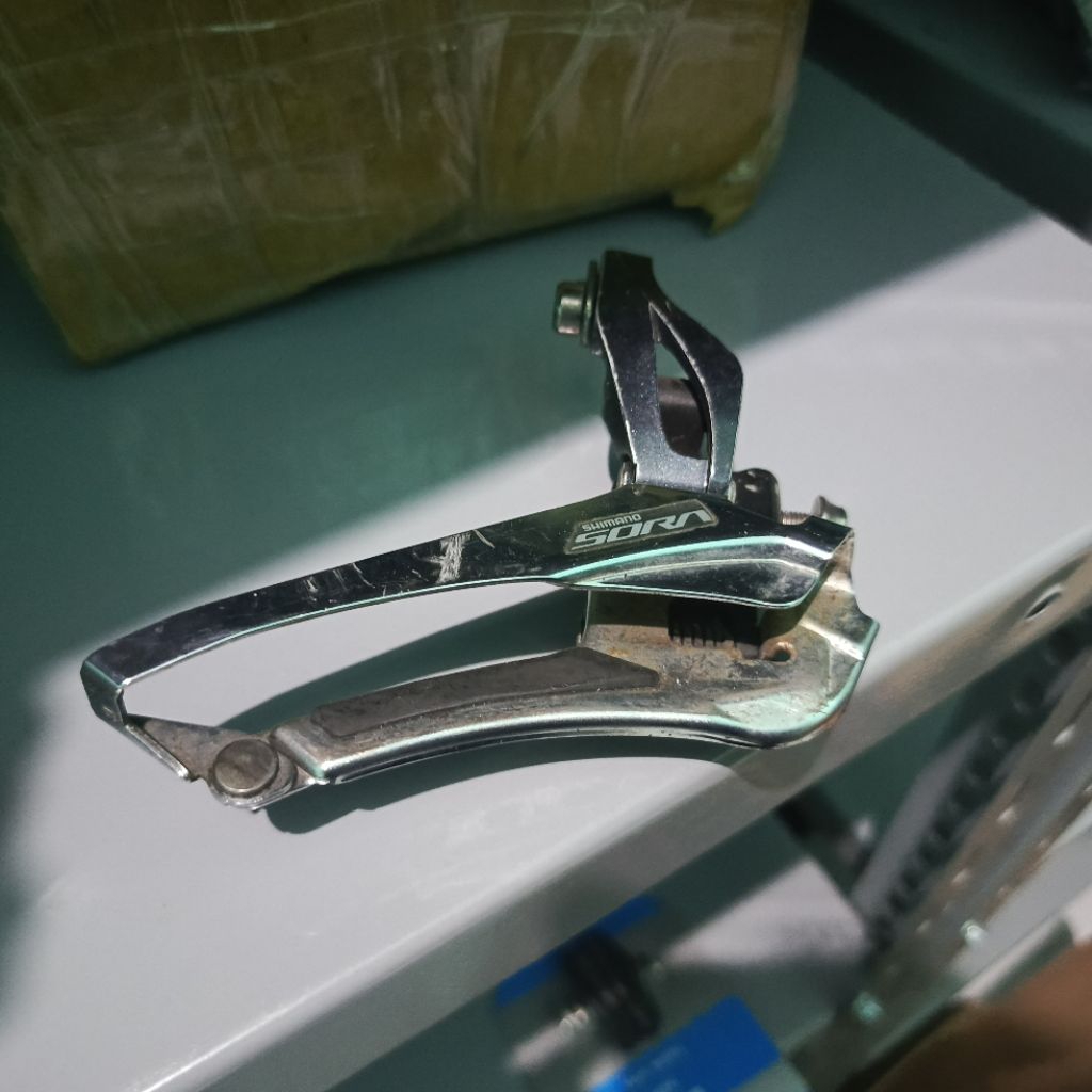 [BARANG 2ND] FD Shimano Sora 2 speed braze on R3000