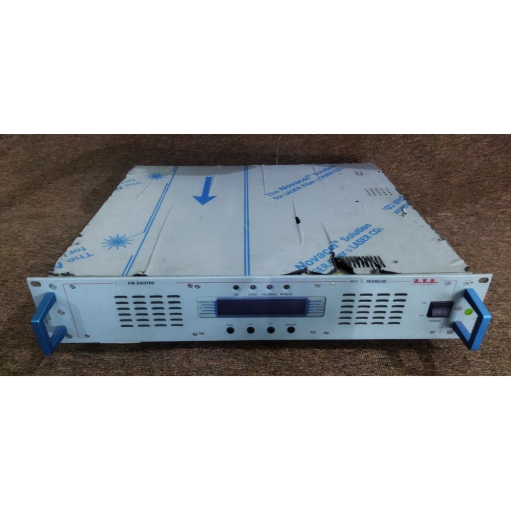 Exciter RVR TEX30LCD