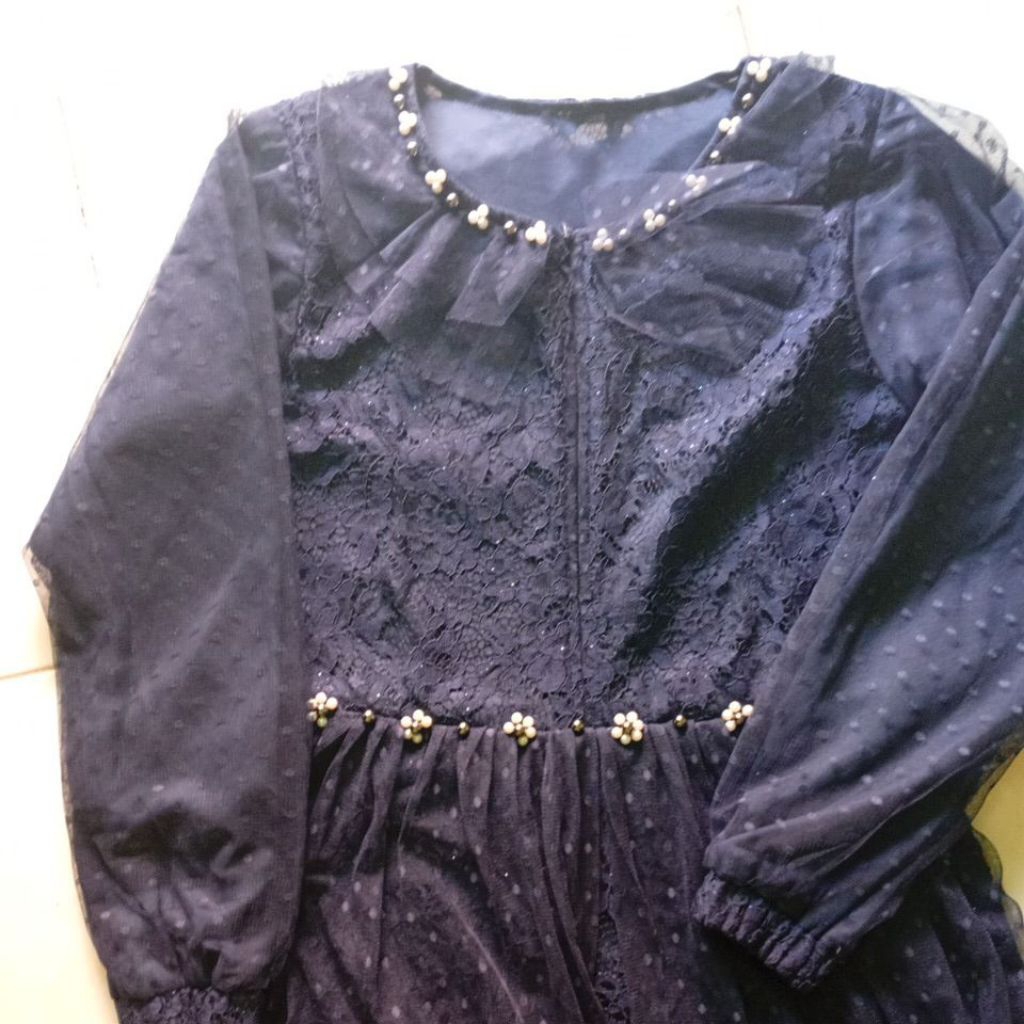 PRELOVED Gamis Brukat Tile Navy (Free Hijab)