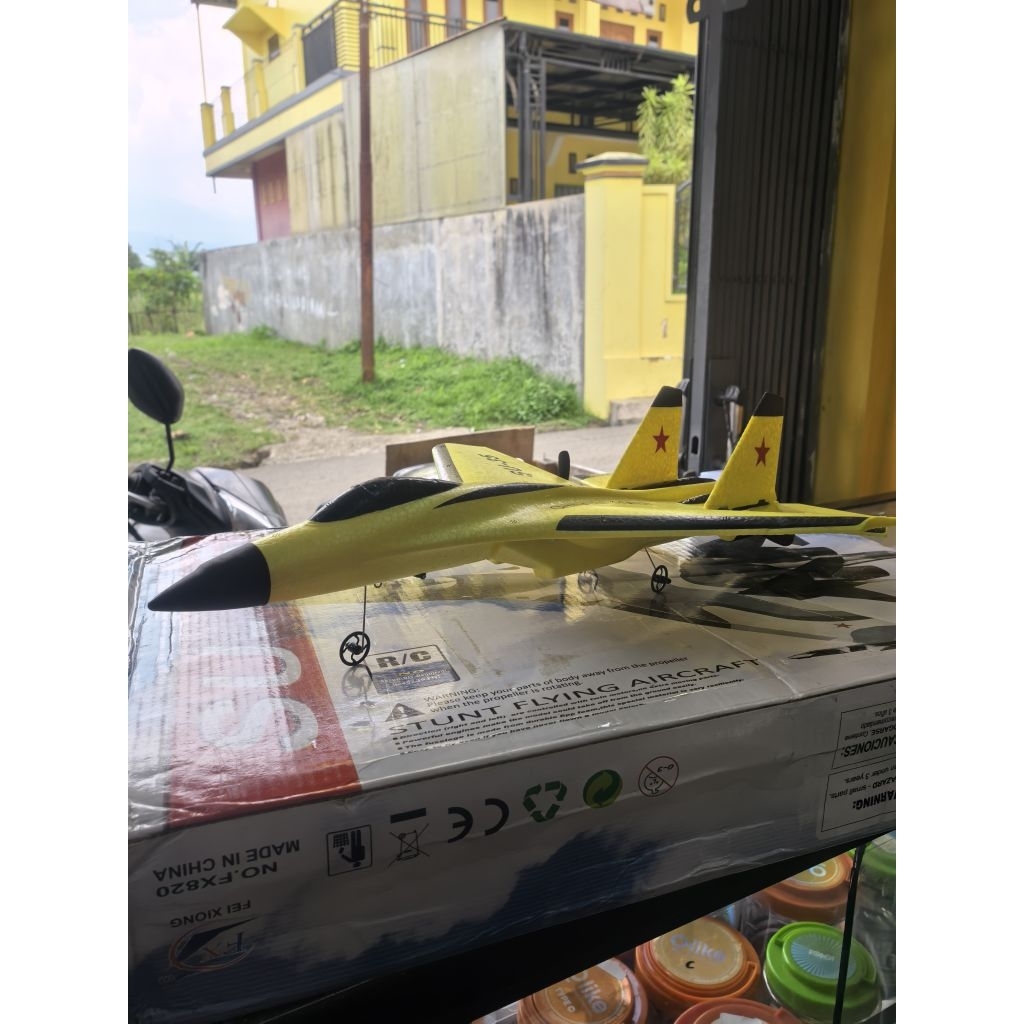 rc pesawat ukuran besar 2ch. su-35 FX820
