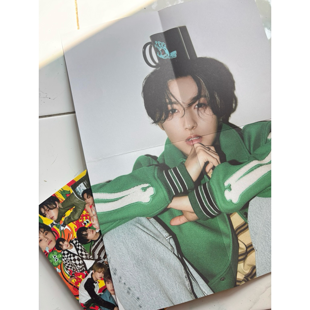 Folded Poster Renjun Boring