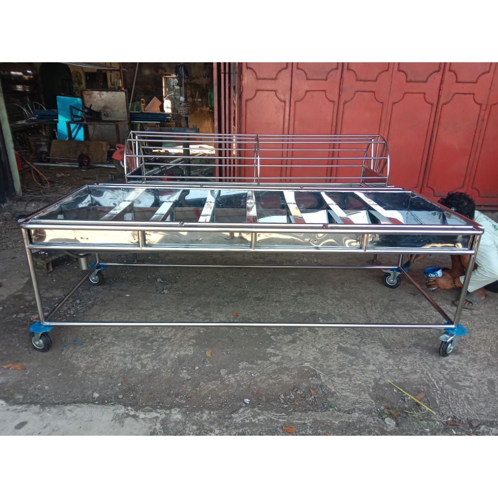 Pemandian jenazah stainless