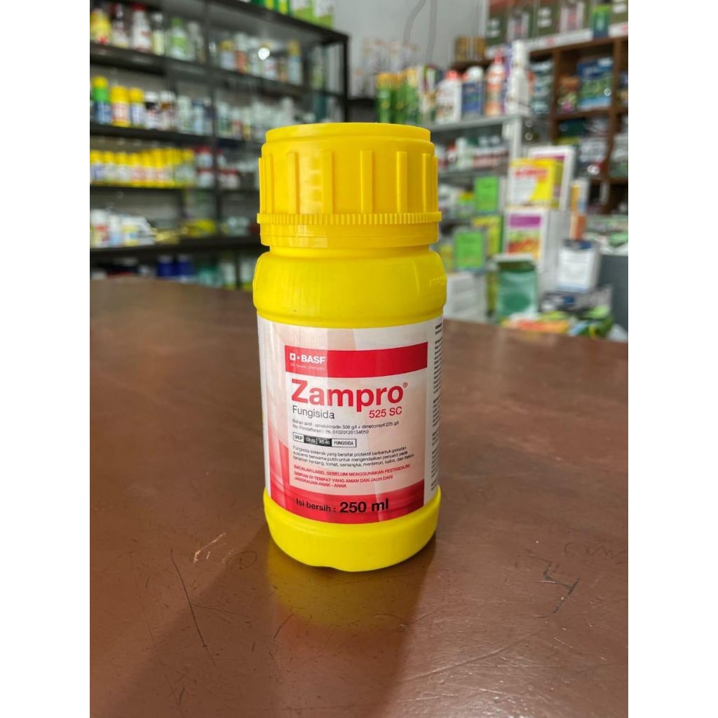 Fungisida Zampro 525SC 250ML