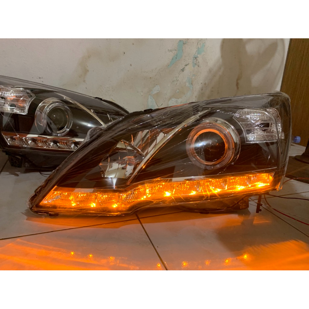 lampu utama mobil Honda CRV