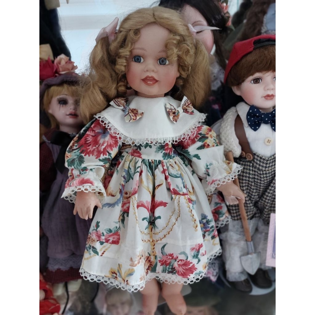 Boneka Porcelain Vintage