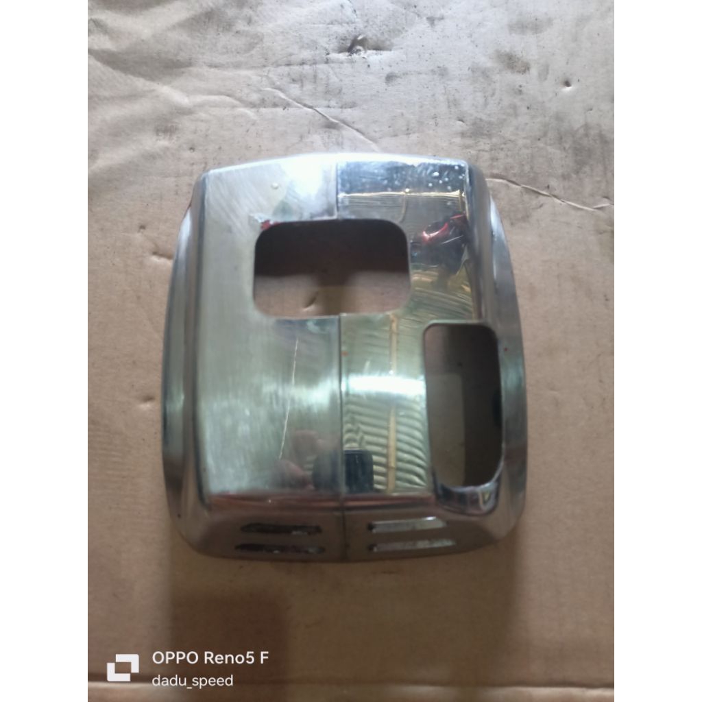 cover tutup head Suzuki Thunder 125 original