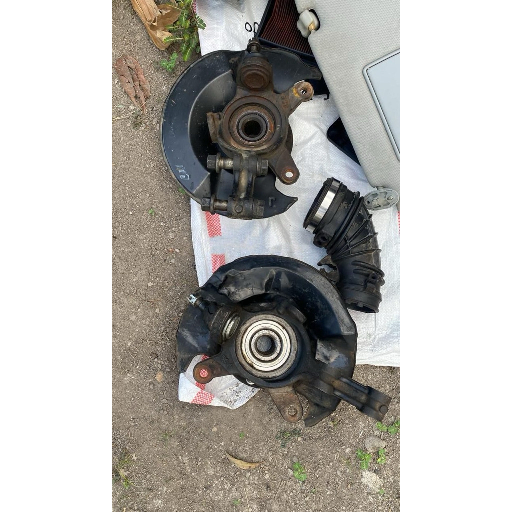 kenakel honda stream sepasang