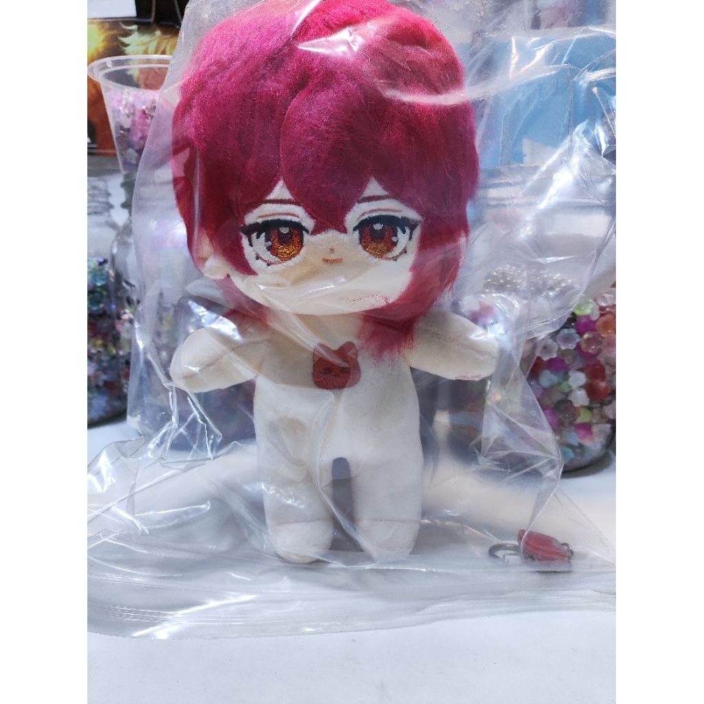 Doll DILUC GENSHIN IMPACT 20CM