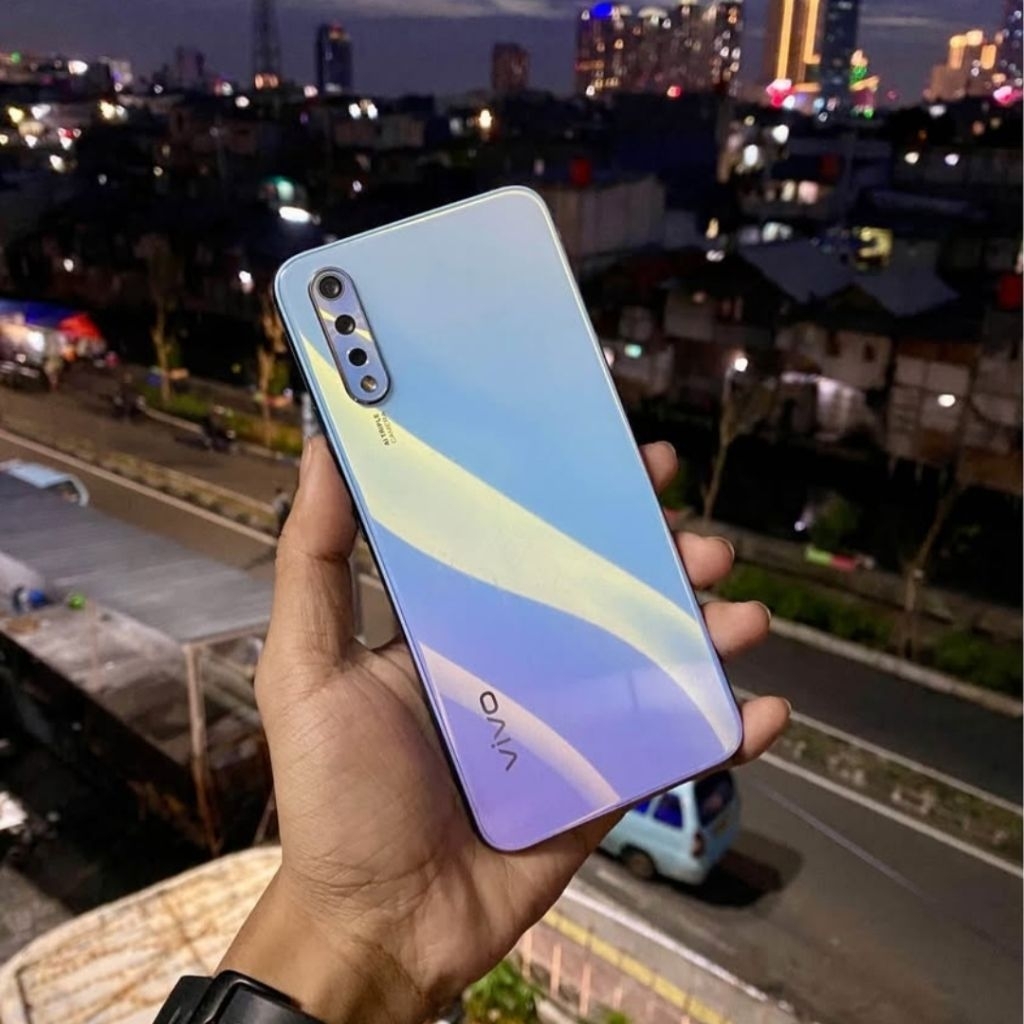 Vivo S1 6/128GB 4G | HP Vivo S1 6/128GB Second Bergaransi