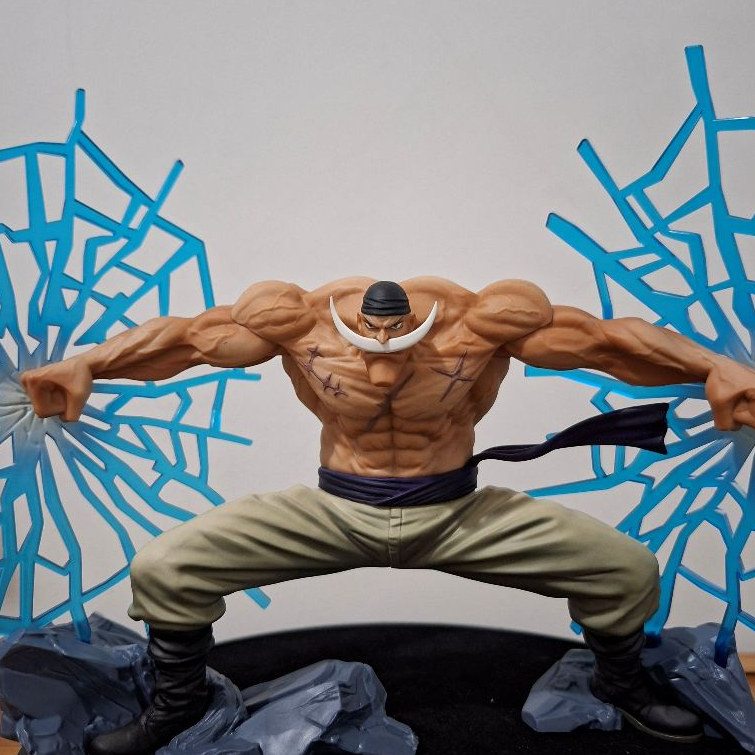 ACTION FIGURE ONE PIECE SHIROHIGE (EDWARD NEWGATE)[FOTO ASLI]