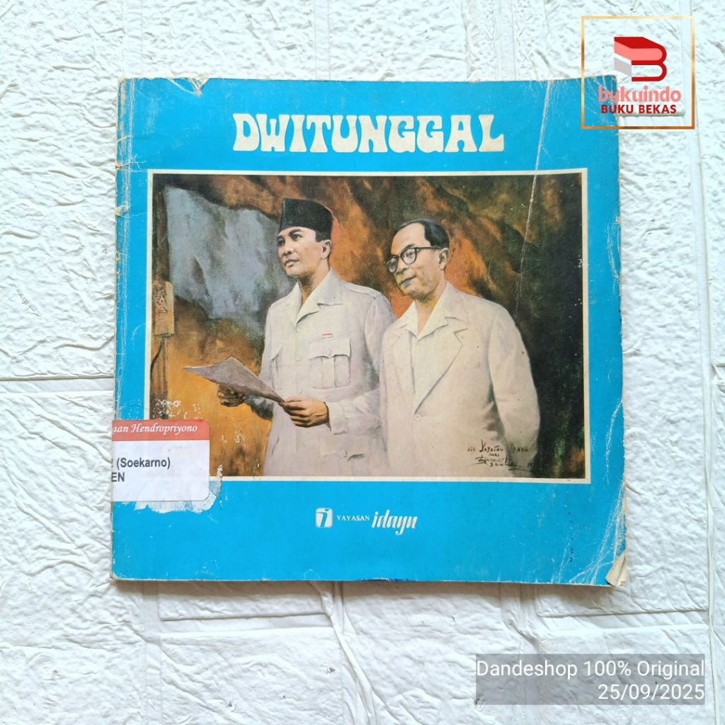 Dwitunggal (Soekarno Hatta) Buku sejarah penerbit Yayasan Idayu