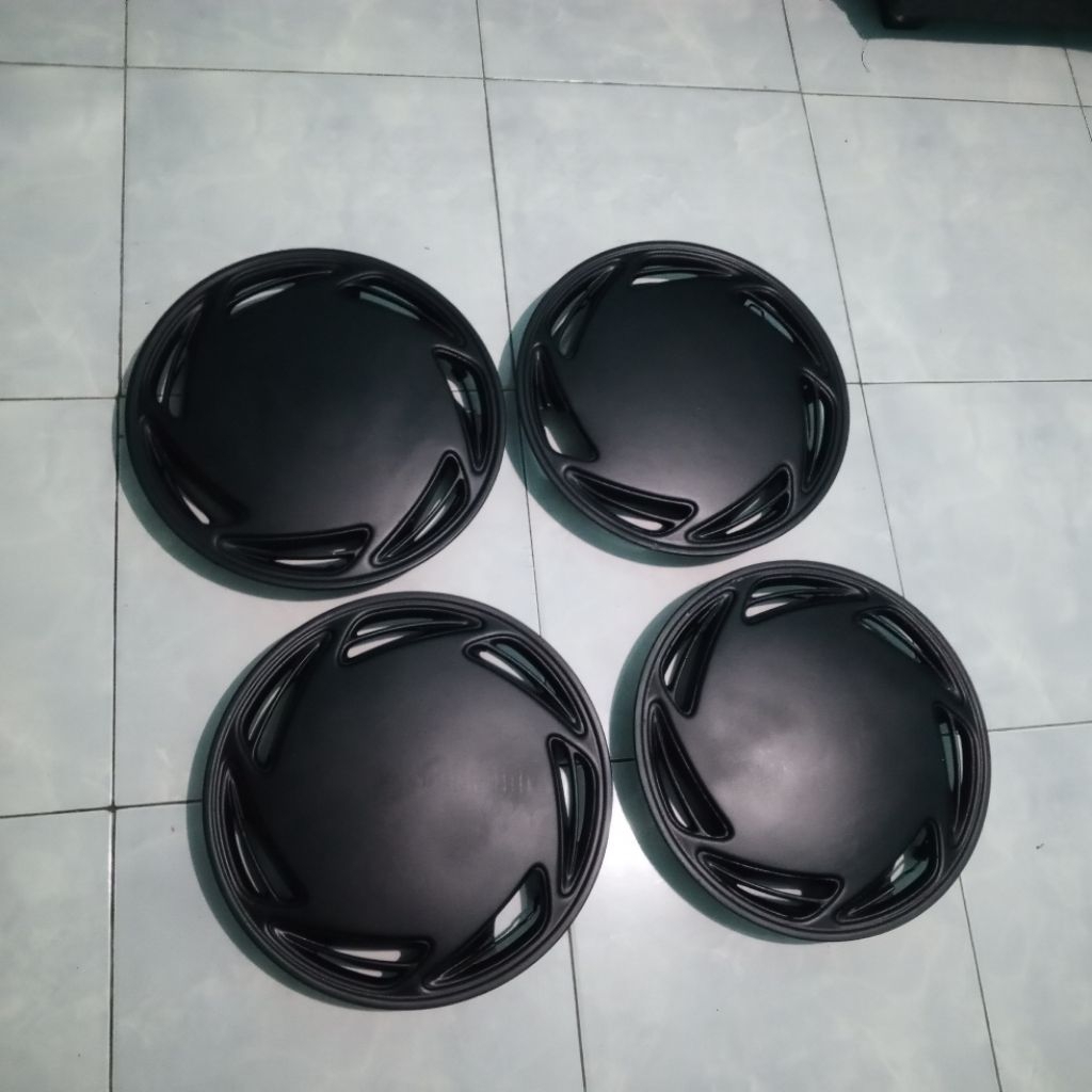 dop toyota kijang super original r13 1set cat hitam