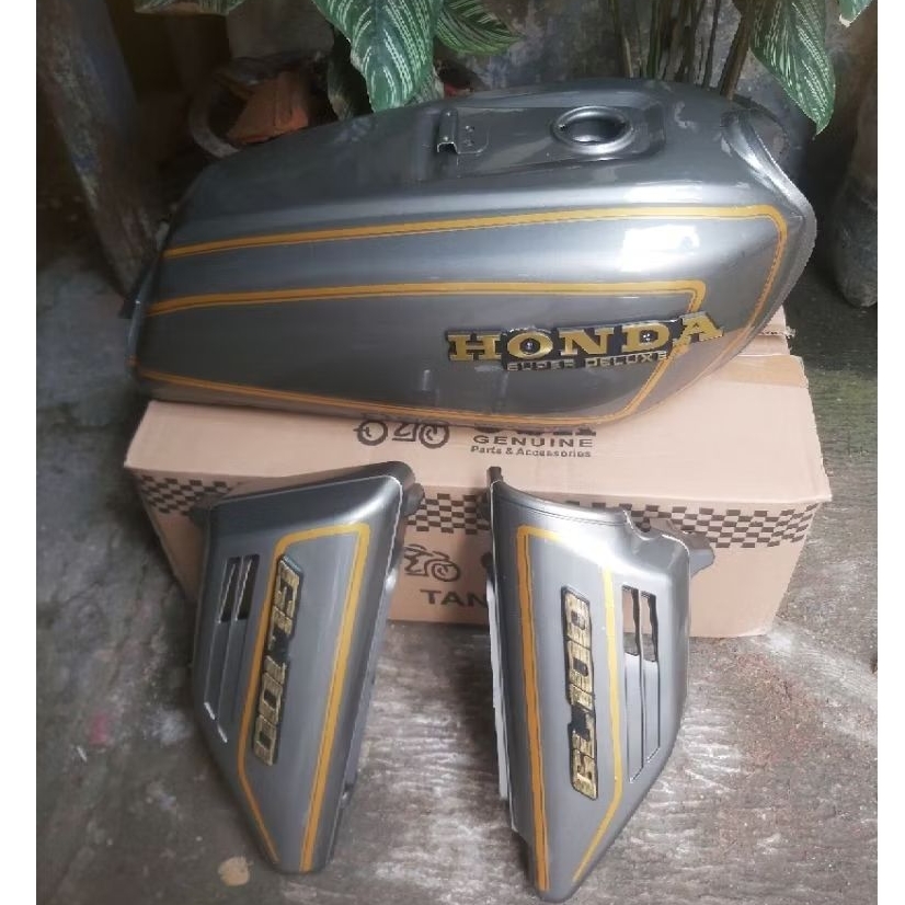PAKET TANGKI GL 100 BAJU BODY GL100 GL 125 IMPOR PRES PABRIK SET BOK AKI GL100 sudah ada striping ny