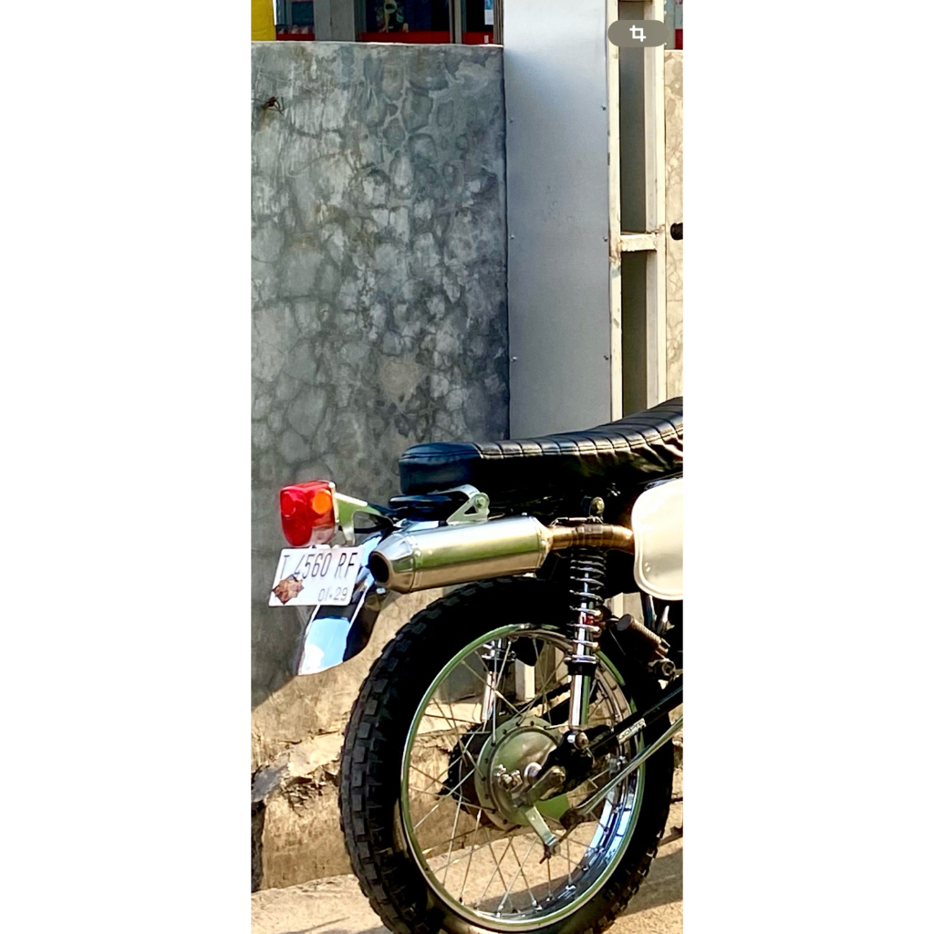 spakbor belakang chrome w175 set stoplamp