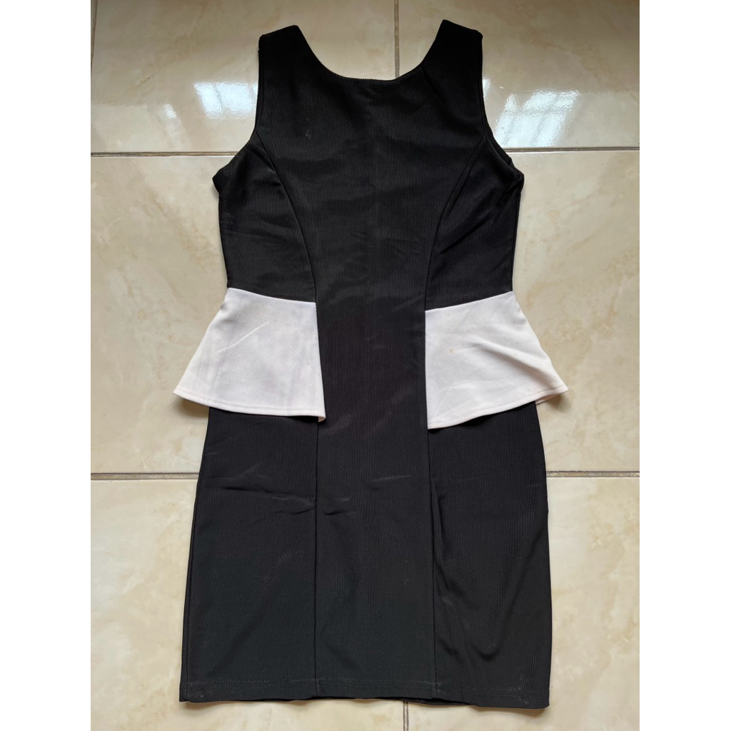 preloved peplum dress bahan scuba