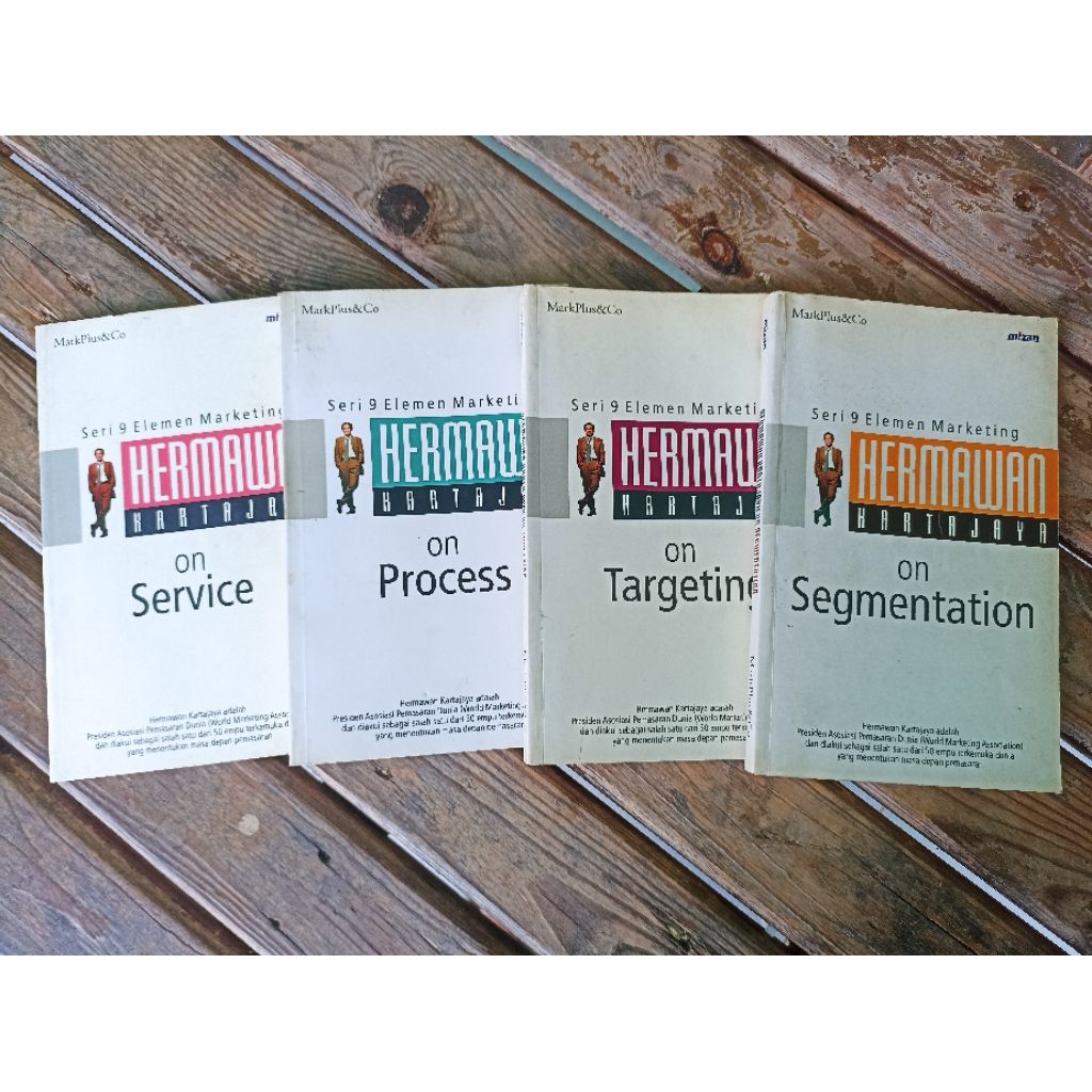 Collectible Book - 4 Buku Seri 9 Elemen Marketing