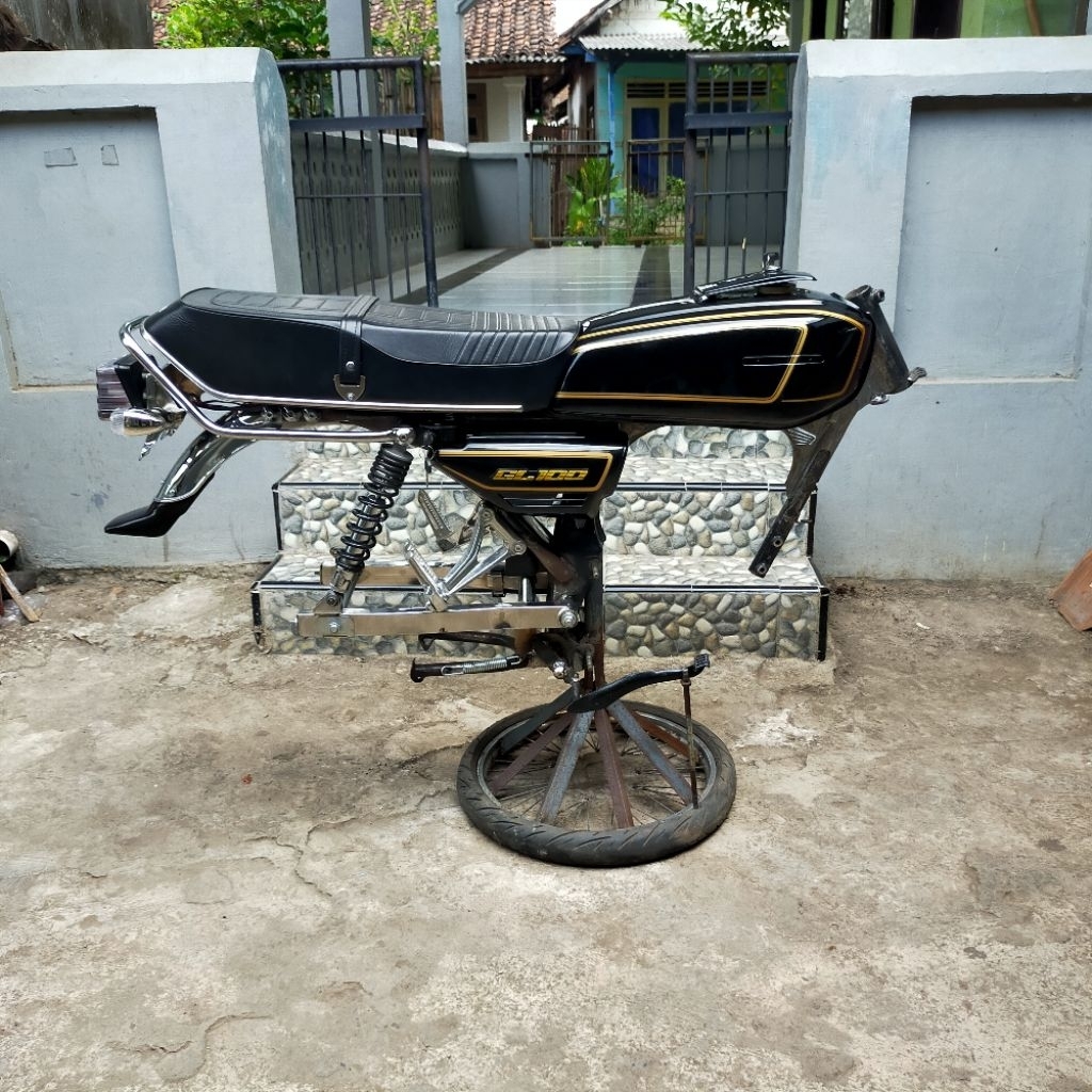 BARU Bodiset BODI Body Sandangan Set Tatanan Modif Modifikasi Rangka Kerangka Honda GL 100 GL100 125