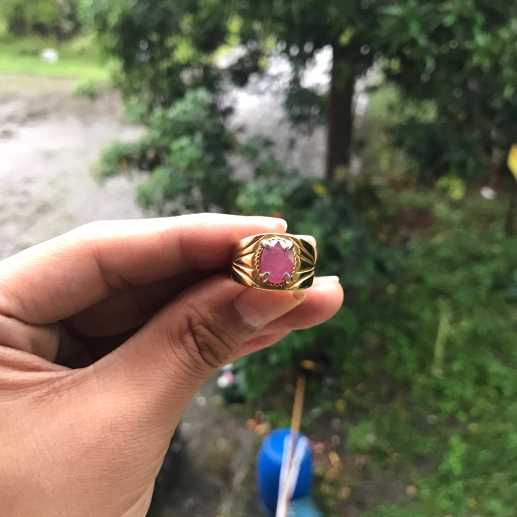 CINCIN RUBY MADAGASKAR