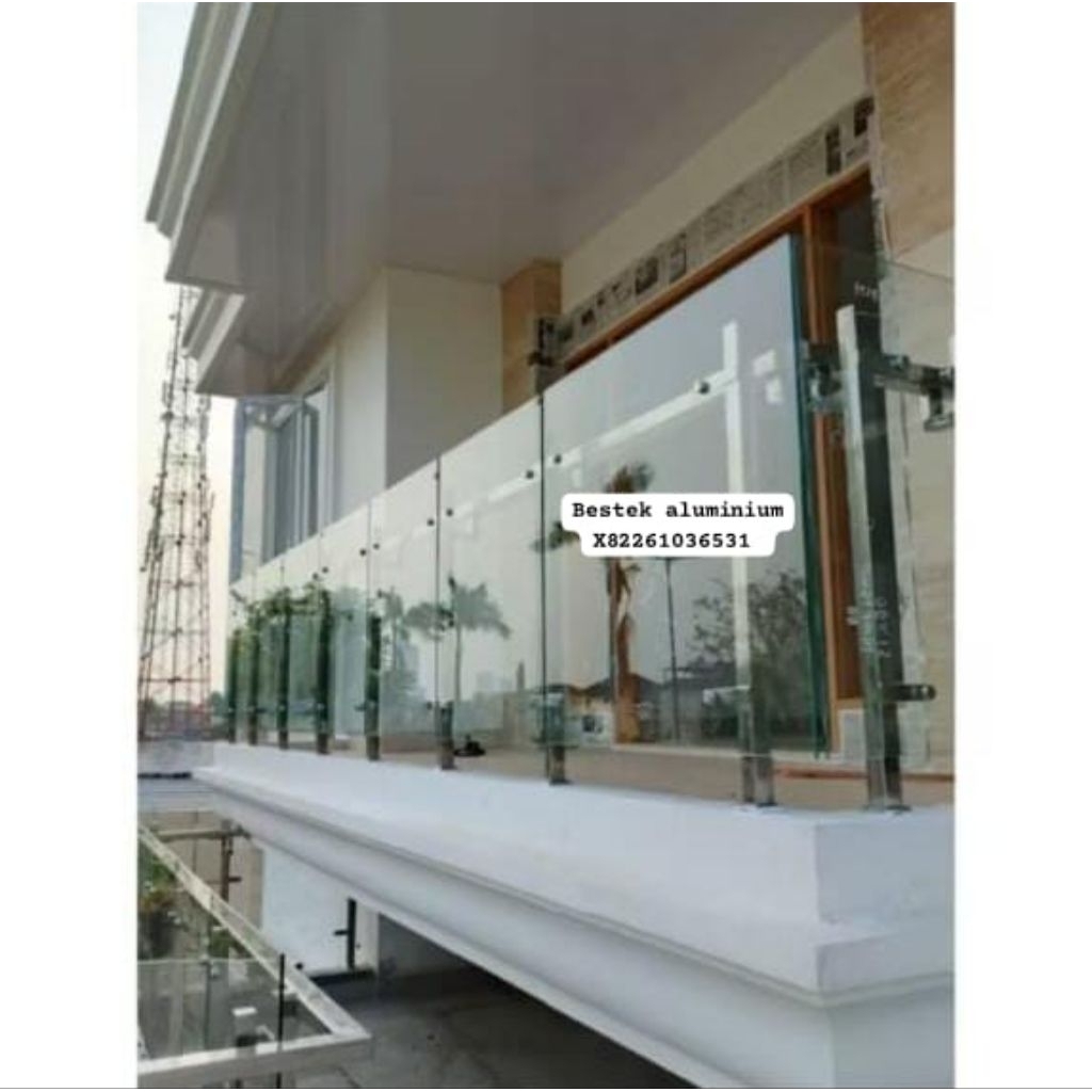 Railing balkon stainless dan kaca tempred