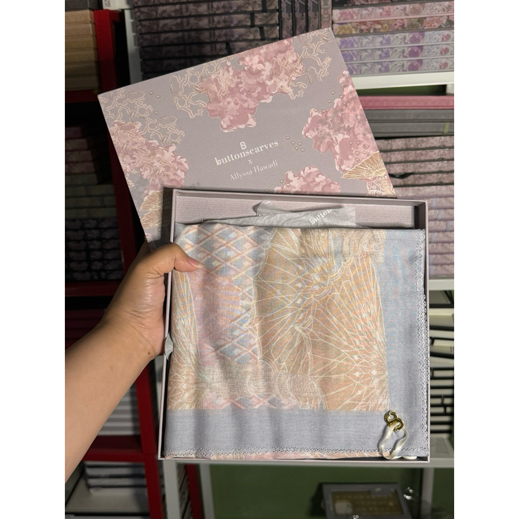 BUTTONSCARVES MEDINA SERIES 2.0 BS VOAL SQUARE NEW BUKAN SECOND PRELOVED BEKAS BALIKPAPAN SIAP KIRIM