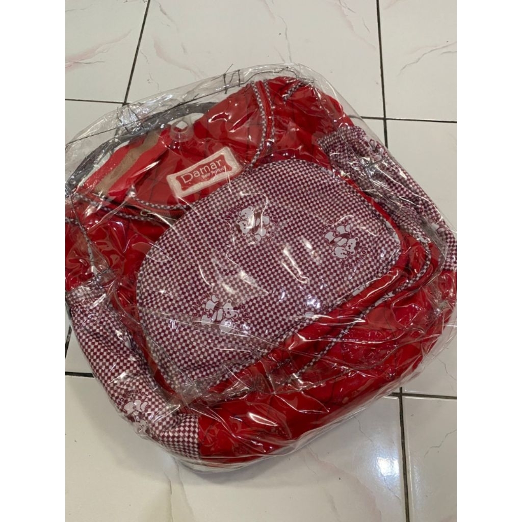 tas bayi damar warna merah