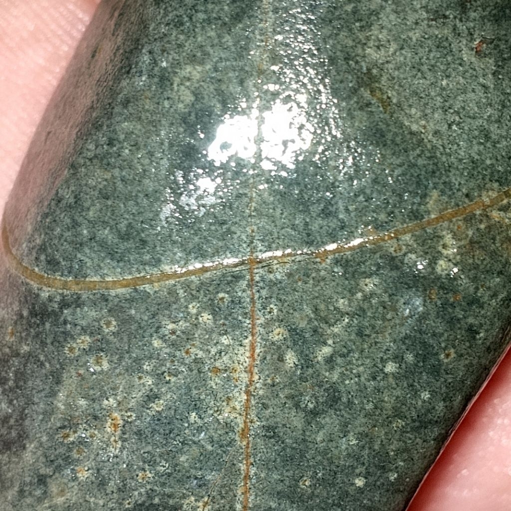 Batu tapak jalak urat merah badar besi nempel magnet