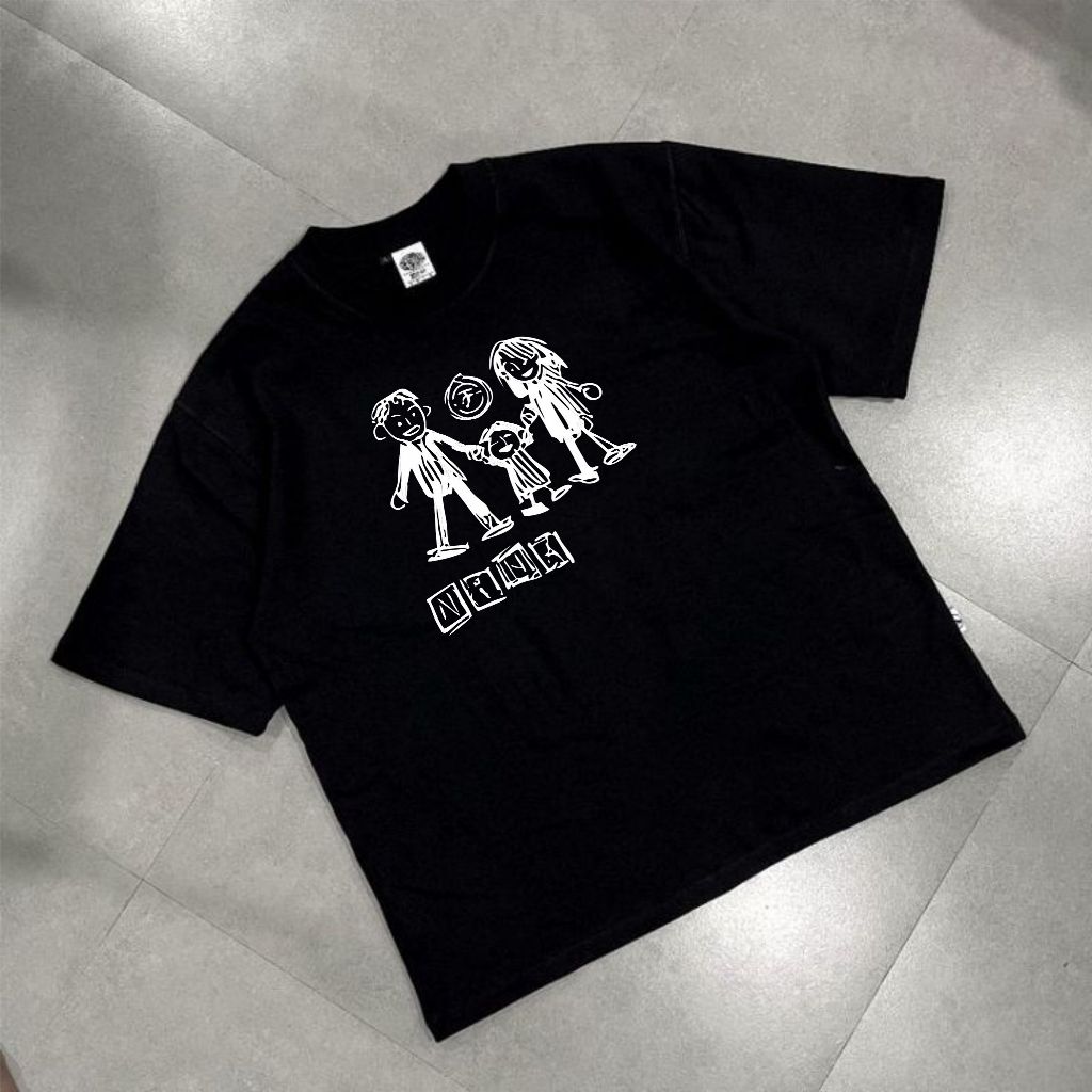 Kaos Band .Feast Nina Membangun dan Menghancurkan