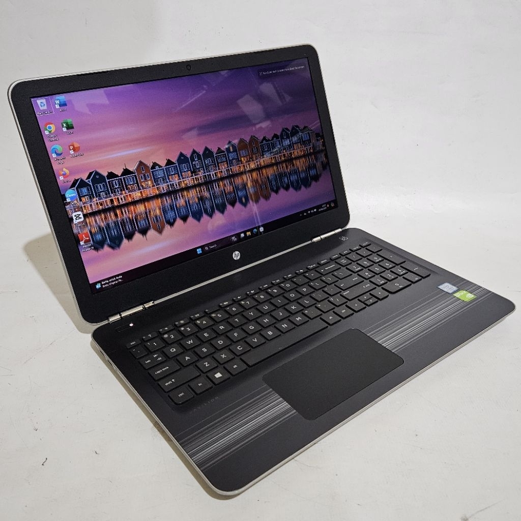 Laptop Editing Dan Render Hp Pavilion 15 - Core i7 7500U Dual Vga Nvidia GeForce 940MX