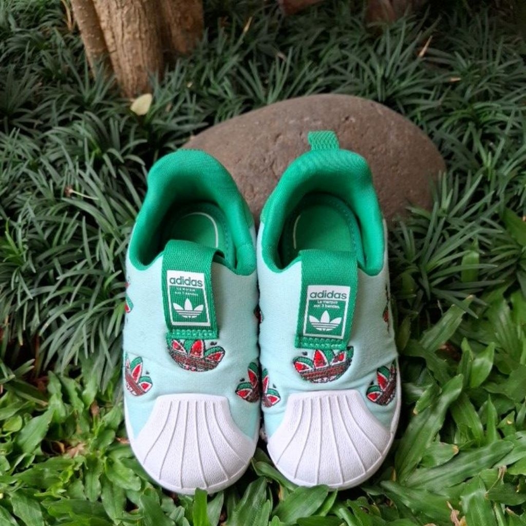 Preloved adidas superstar 360