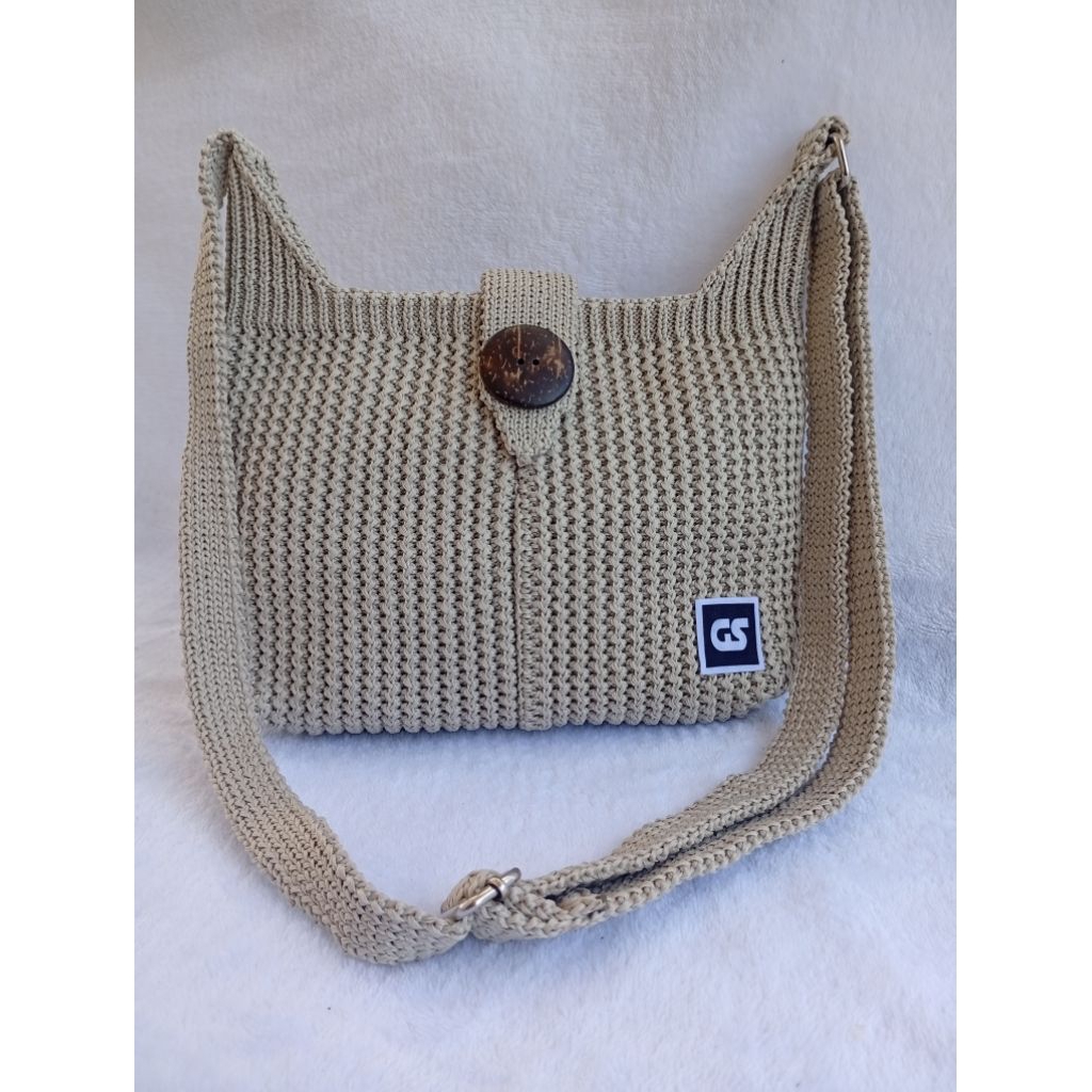 tas rajut terbaru,panjang tali bisa di atur,tas hp,tas serbaguna.