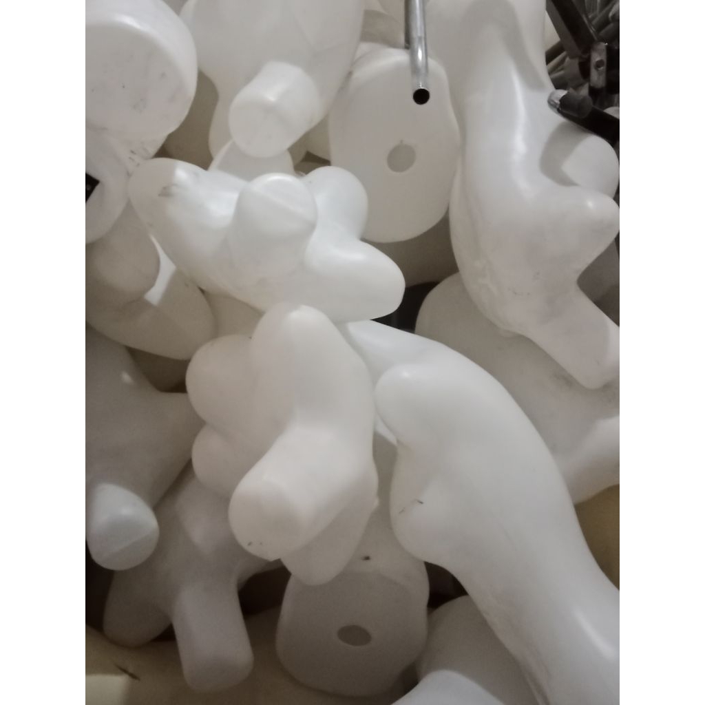 Manekin Wanita abg setengah badan bahan plastik bening BEKAS (masih Like New)