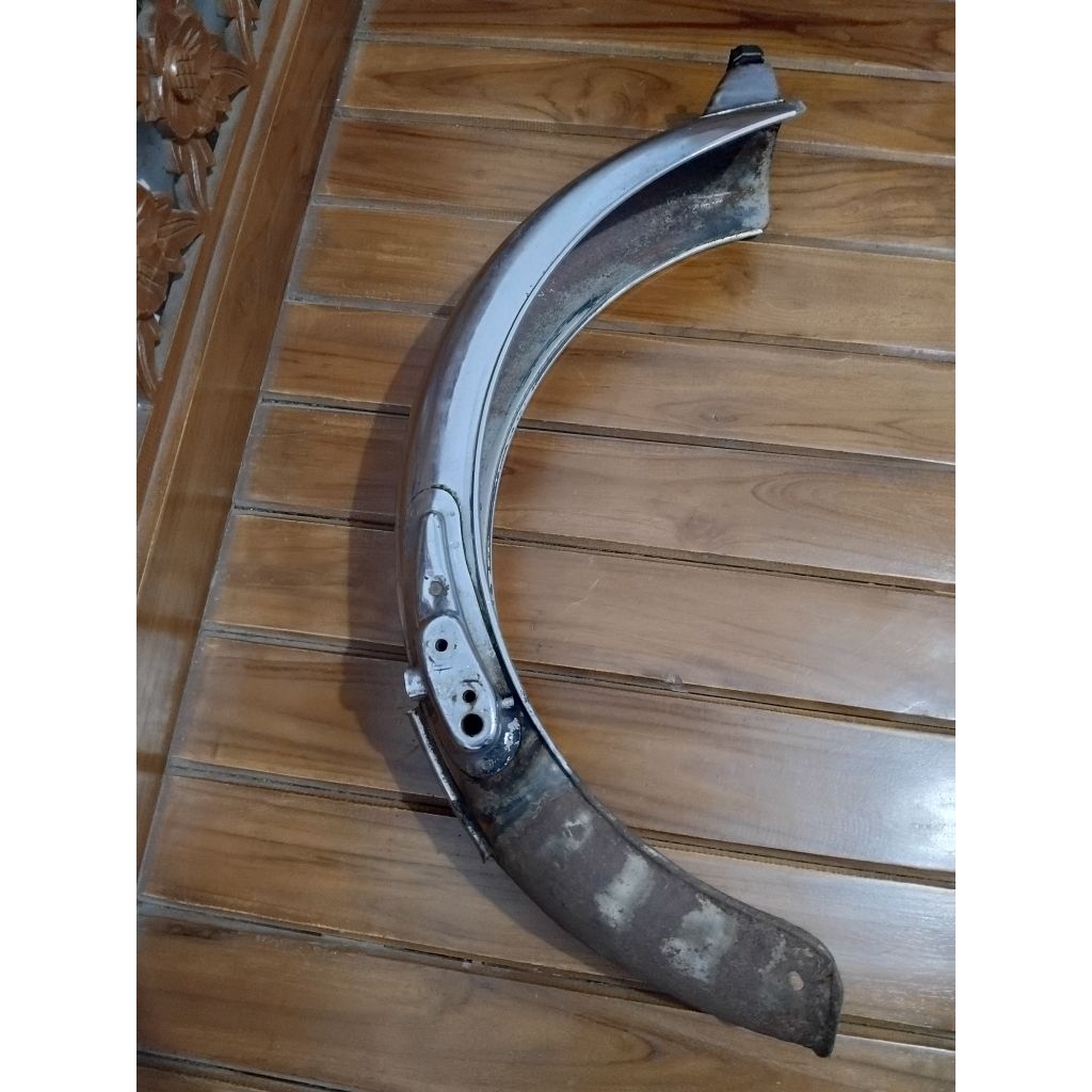 spakbor/slebor belakang honda cb 100 original bahan