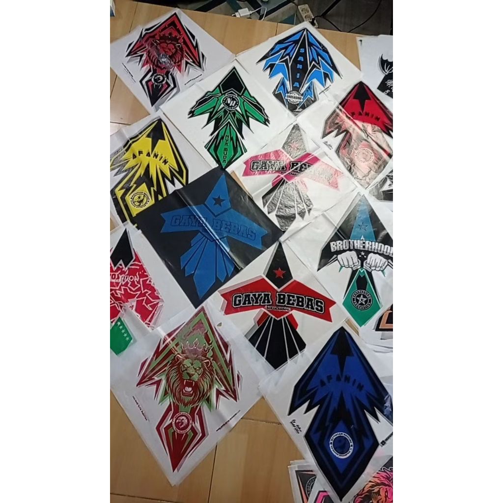 (KERTAS SAJA)Kertas Sampul Layangan Sukhoi 2 warna