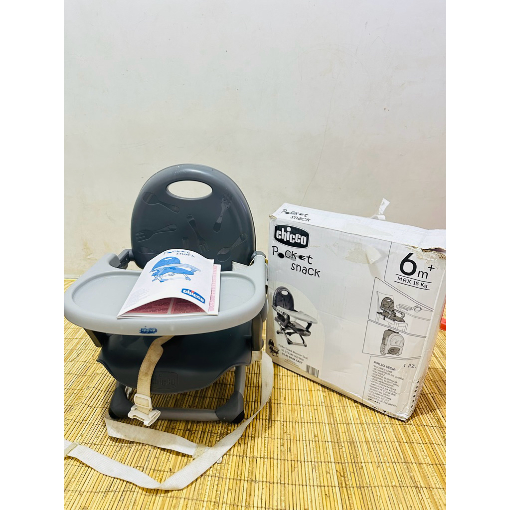 PRELOVED Chicco pocket snack booster seat