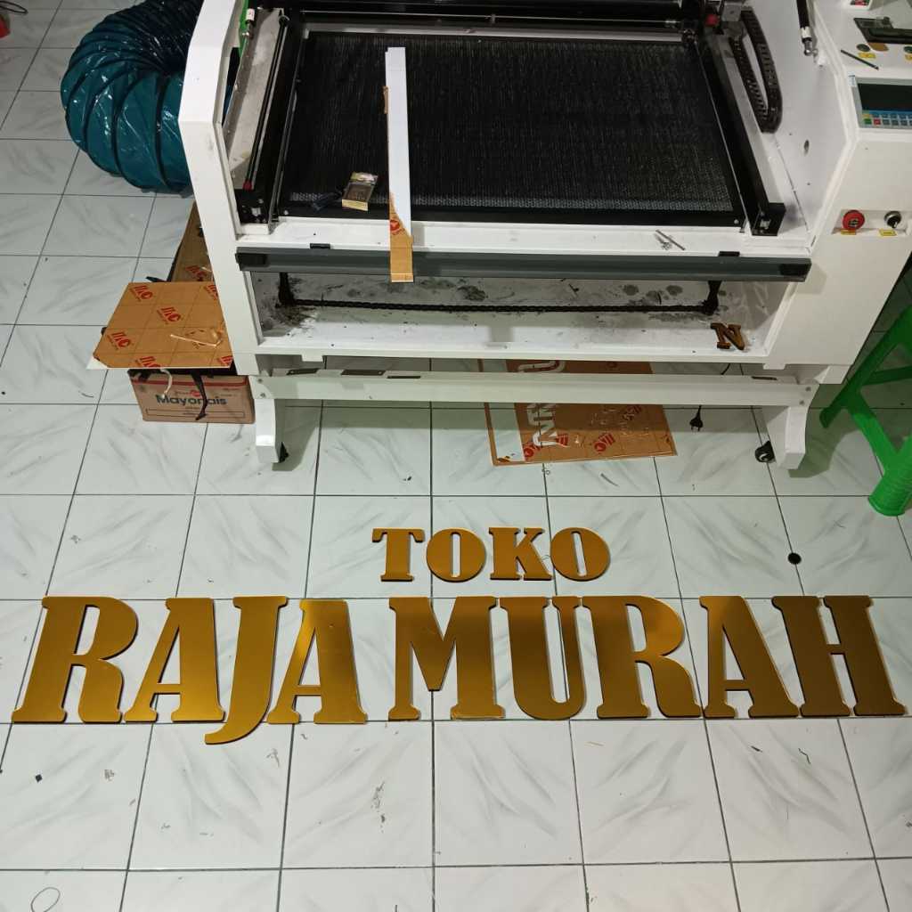 Huruf Timbul Akrilik Busa Ati eva  spon 10mm Hitam Toko Harga Satuan Timbul Dinding Murah