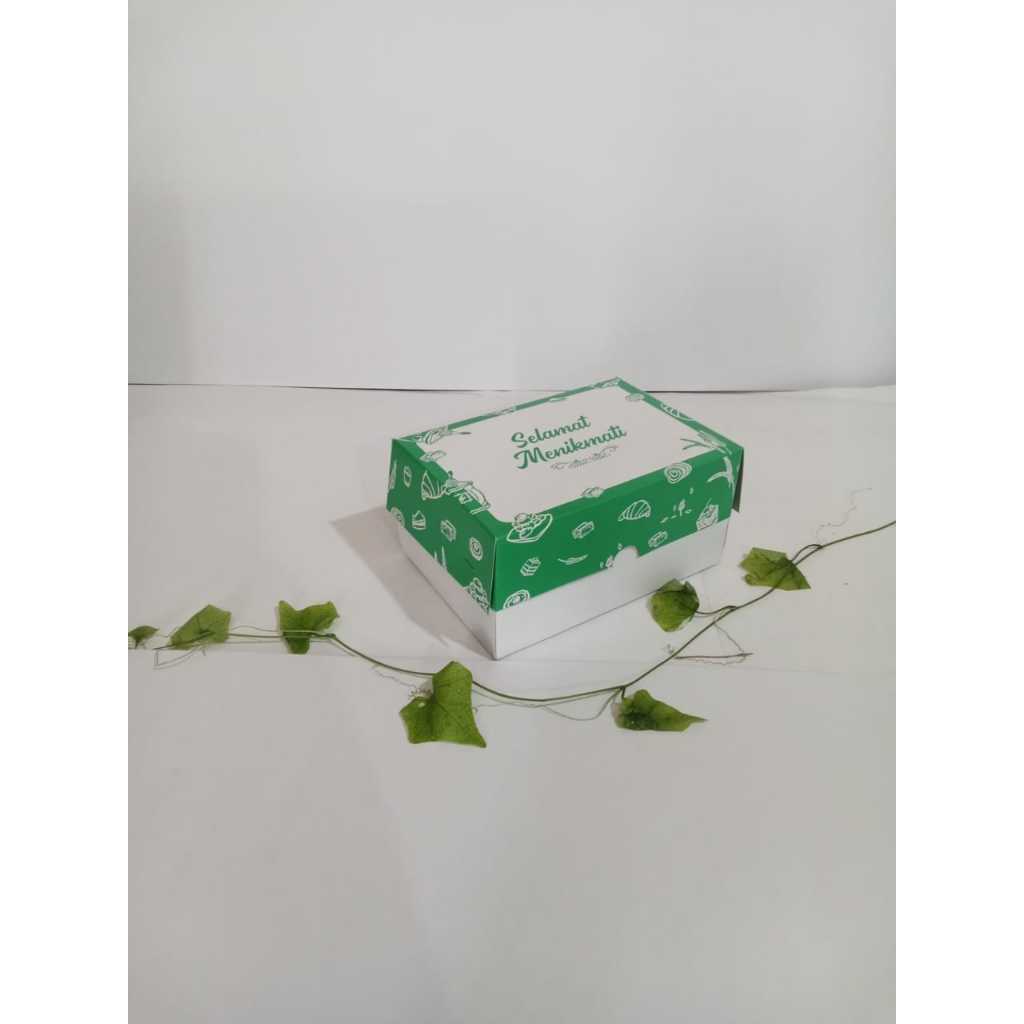 DUS SNACK AQUA GELAS MOTIF WARNA HIJAU (isi 25 pcs)