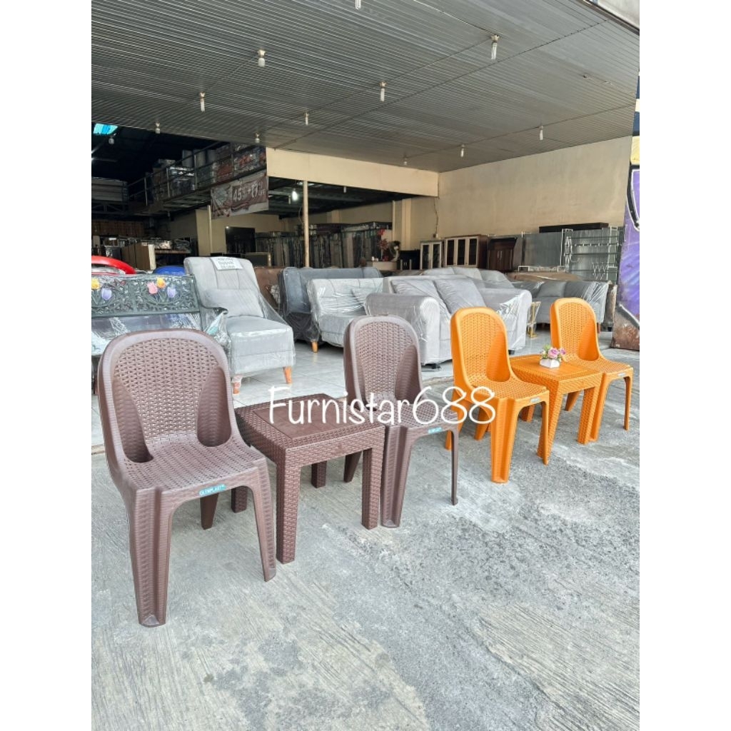 OLYMPLAST - SET 2 KURSI PLASTIK OL 205+ 1 MEJA OCTR/SET KURSI PLASTIK SENDER OLYMPLAST