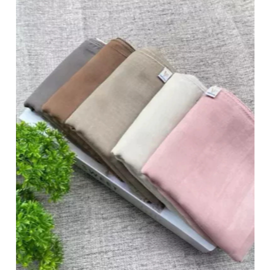 Elshanum.lubna - Hijab Segi Empat Paris Jadul by Varisha #4