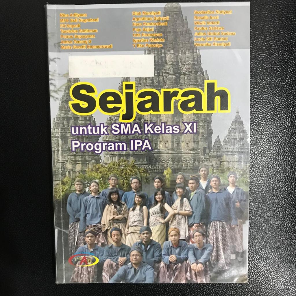 Buku Sejarah untuk SMA kelas XI Program IPA oleh Rina, dkk.