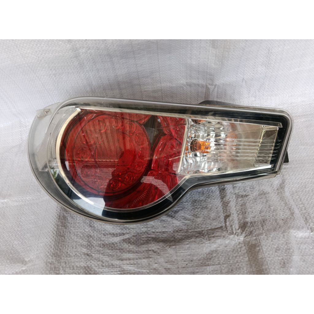stoplamp lampu belakang Toyota ft 86