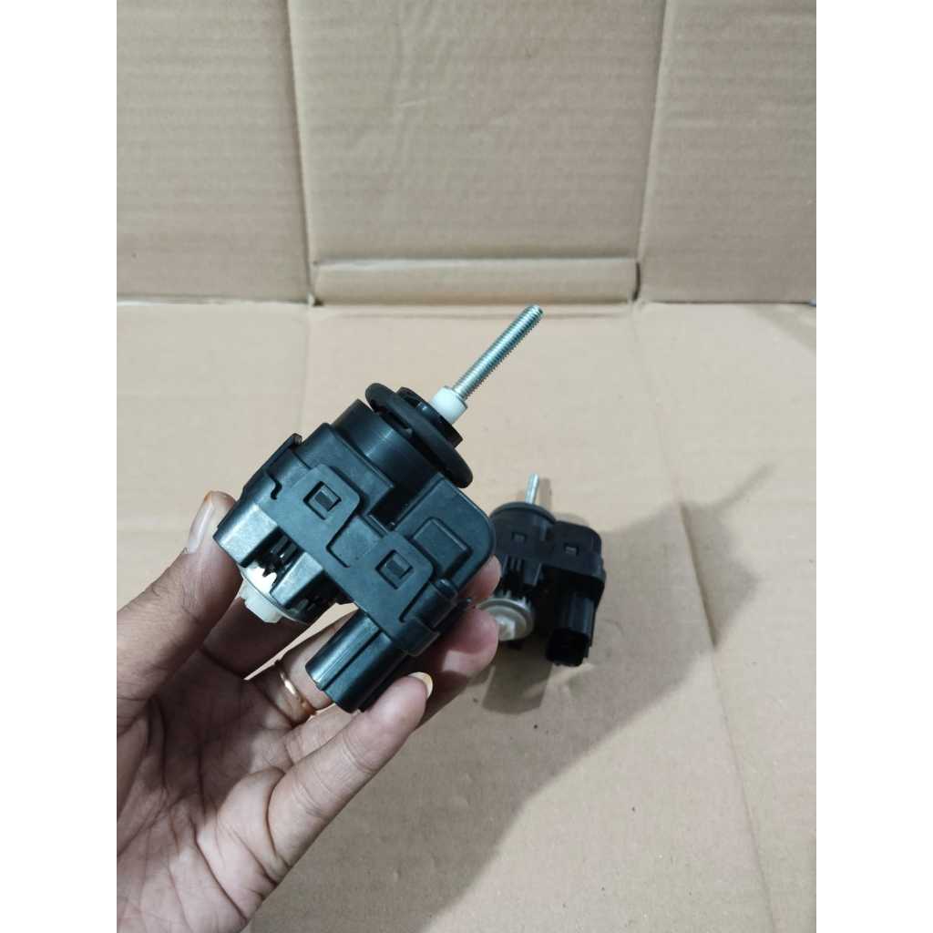 Dinamo Auto Leveling Headlamp Setelan Lampu Stanley Asli Mitsubishi X Force Pajero Dakar Original