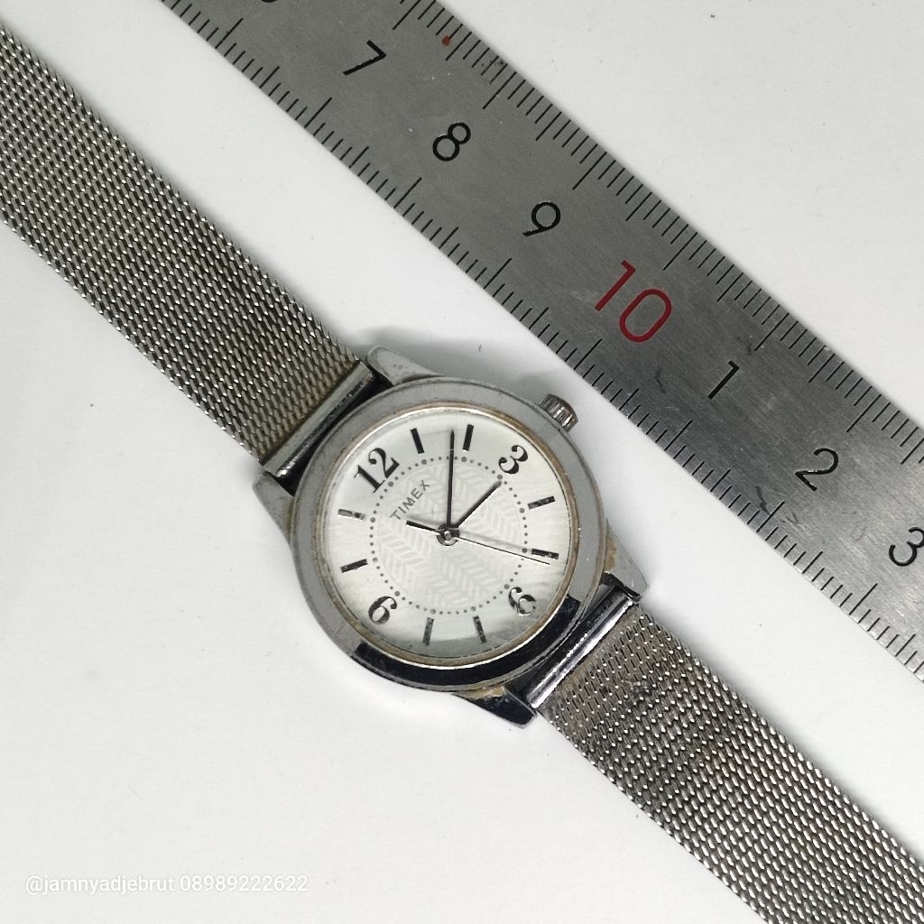 Jam Timex 24 Ladies Silver Bekas
