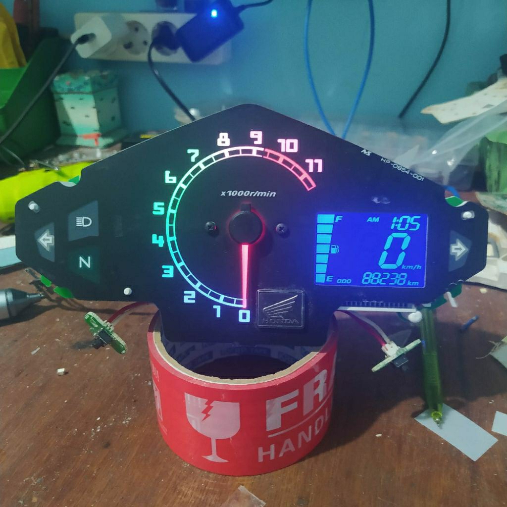 mesin spidometer honda megapro mono custom lcd negatif