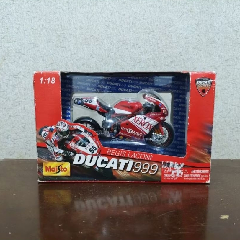 Diecast Maisto WSBK Ducati 999 Regis Laconi 2005 Skala 1:18