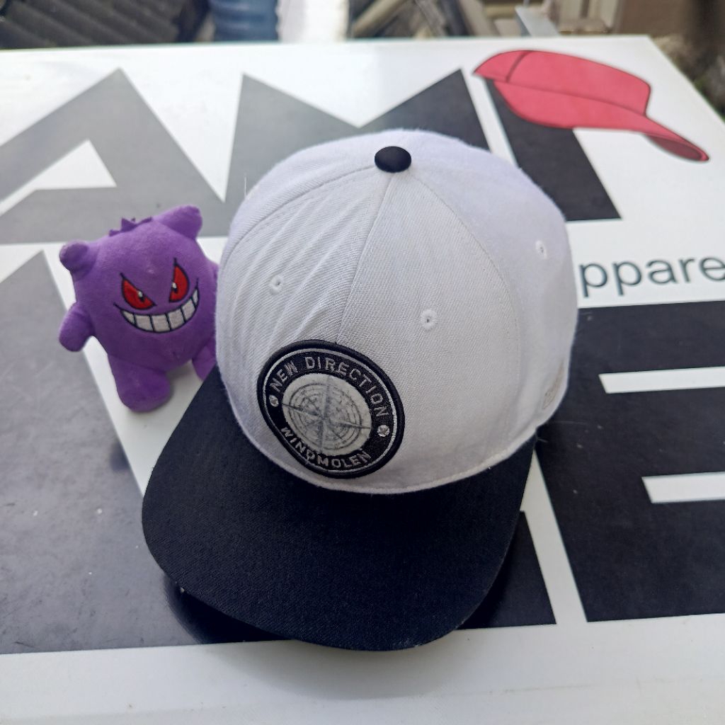 TOPI SNAPBACK NEW DIRECTION WIND MOLEN by CAPTEN scnd